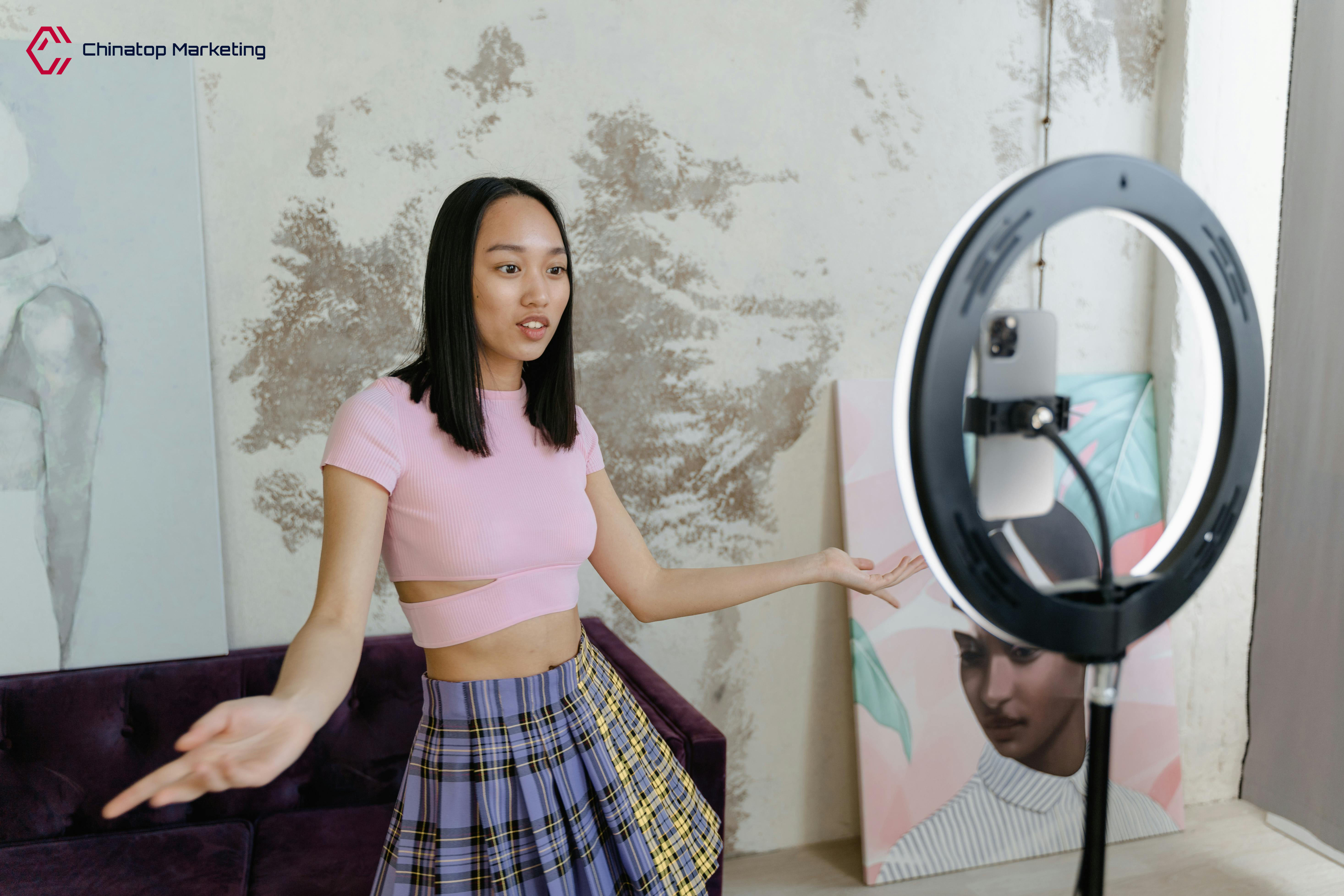 直播 (1).jpg 直播 (1).jpg